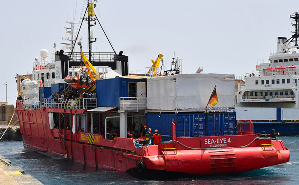 Migranti 4 Persone Morte Su Un Gommone Nel Mediterraneo Altre 48 In