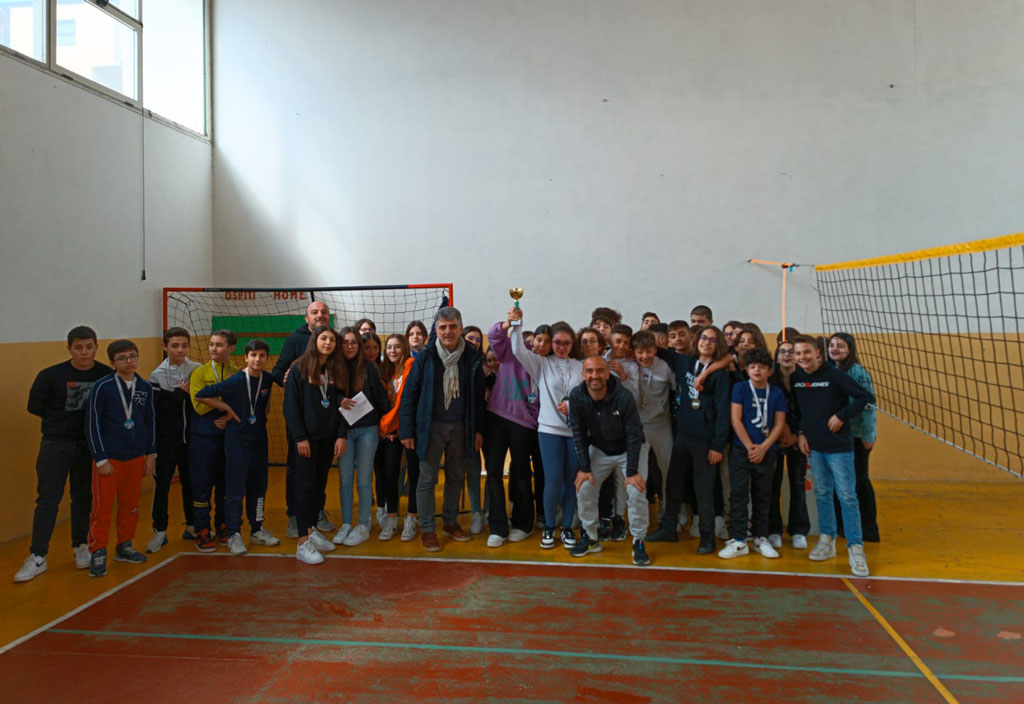 Lamezia, Finale Torneo “La Pallavolo Va A Scuola” All’istituto Ardito ...