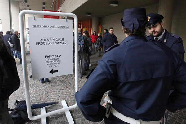 Processo Aemilia: condanne fino a 15 anni, assolti i politici
