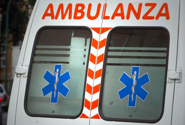 ambulanza-118-foto-dietro-10082017-114000.jpg