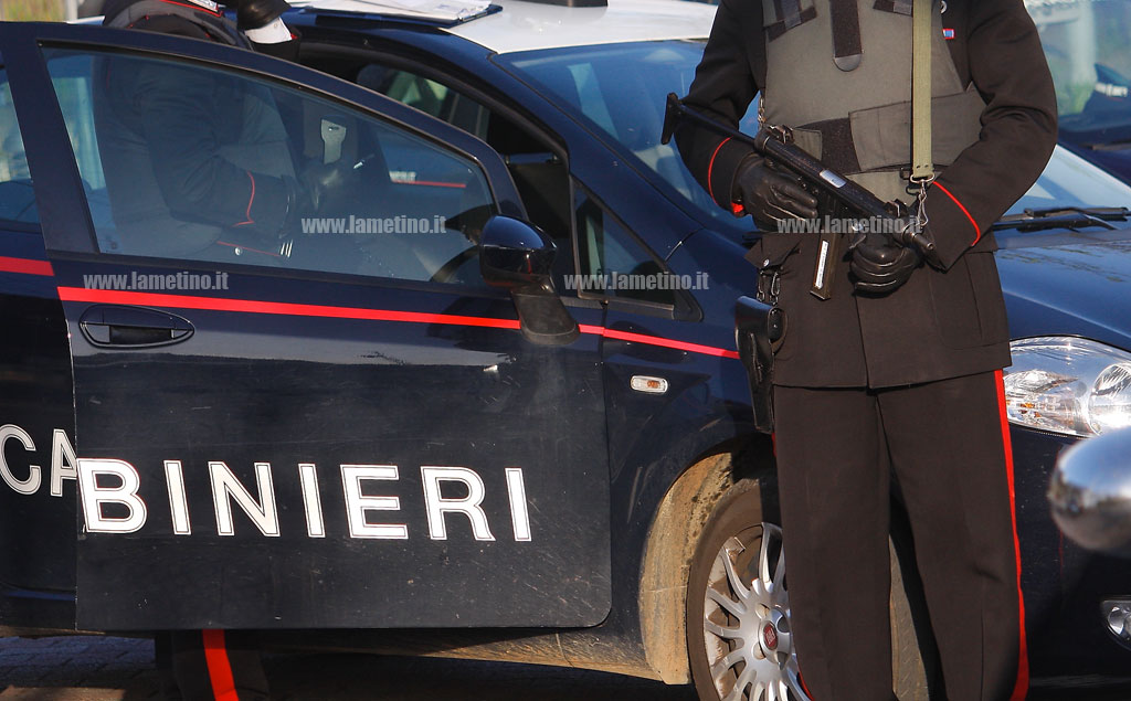 carabinieri-auto-alt-lamezia-terme-2016.jpg