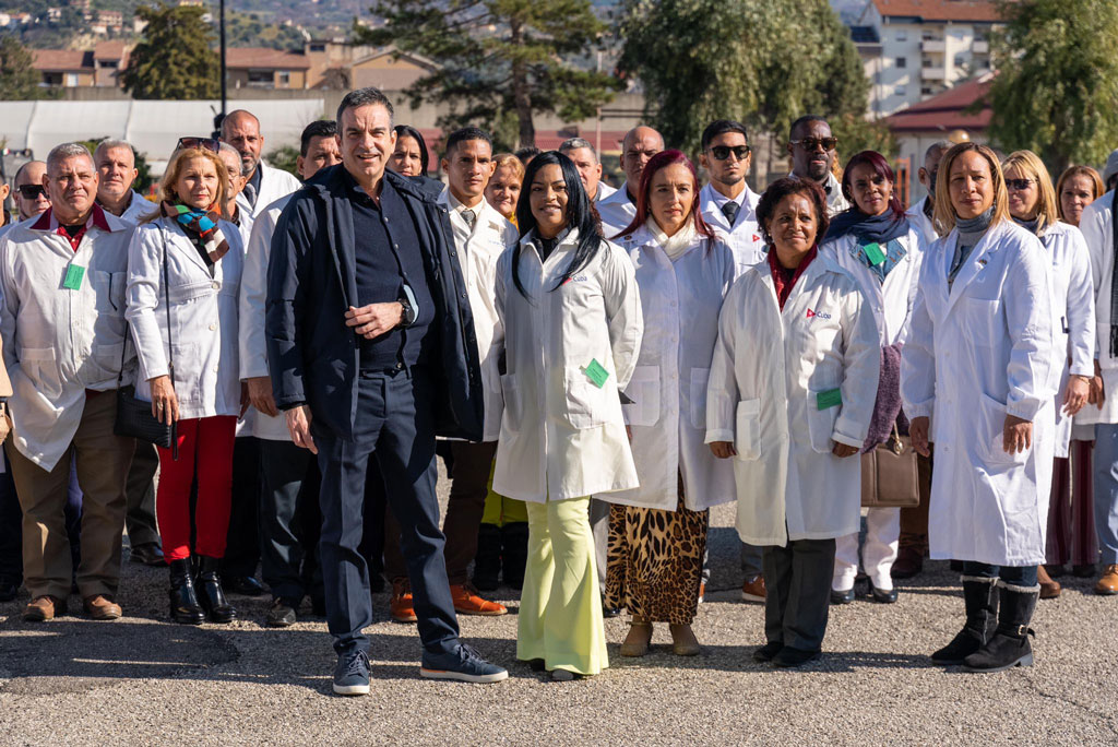 Arrivati In Calabria 98 Medici Cubani Cinque Prenderanno Servizio All