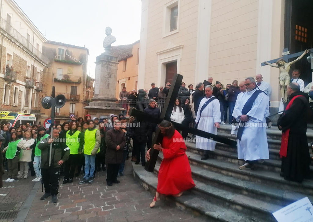 Lamezia Fede E Tradizione Nella Storica Processione Dei Mistiari