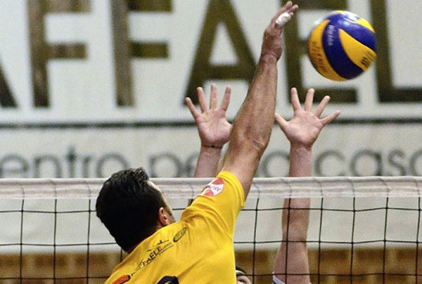 Raffaele Lamezia Pallavolo Riconfermati Luigi Porfida E Stefano