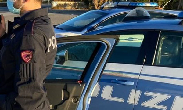 Picchia E Minaccia Di Morte L Ex Compagna Arrestato Enne A Catanzaro