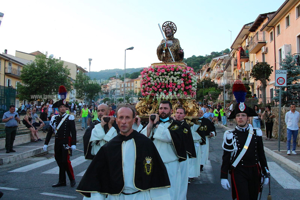 Lamezia Si Rinnova La Tradizionale Processione Di San Francesco Di