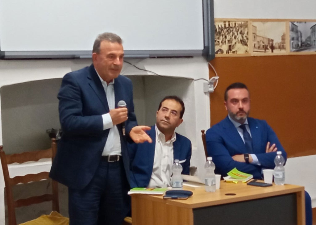 Lamezia Una Storia Fuori Dal Comune Di Gianni Speranza Presentato