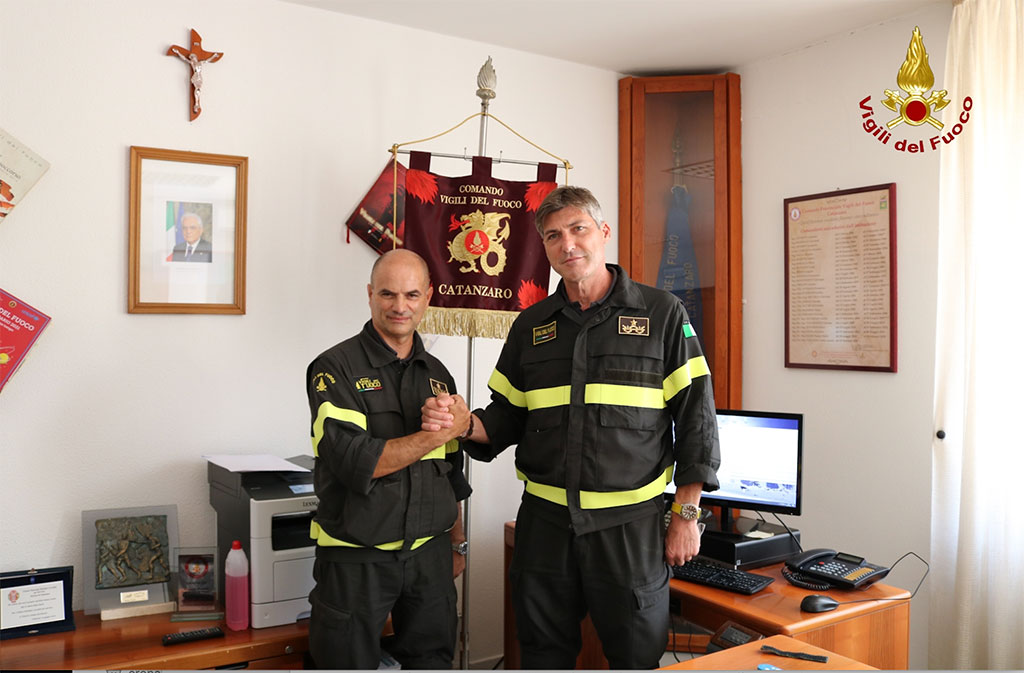 Cambio Della Guardia Al Comando Dei Vigili Del Fuoco Di Catanzaro ...