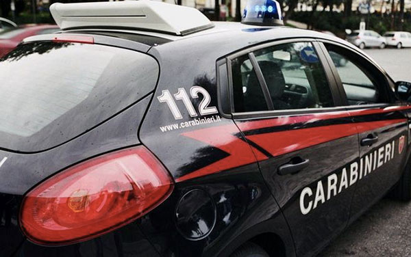 Carabinieri_arresto_ok_18e03_625f1_9e383_6e598_640a7_b26cd_56f8f_9b174.jpg