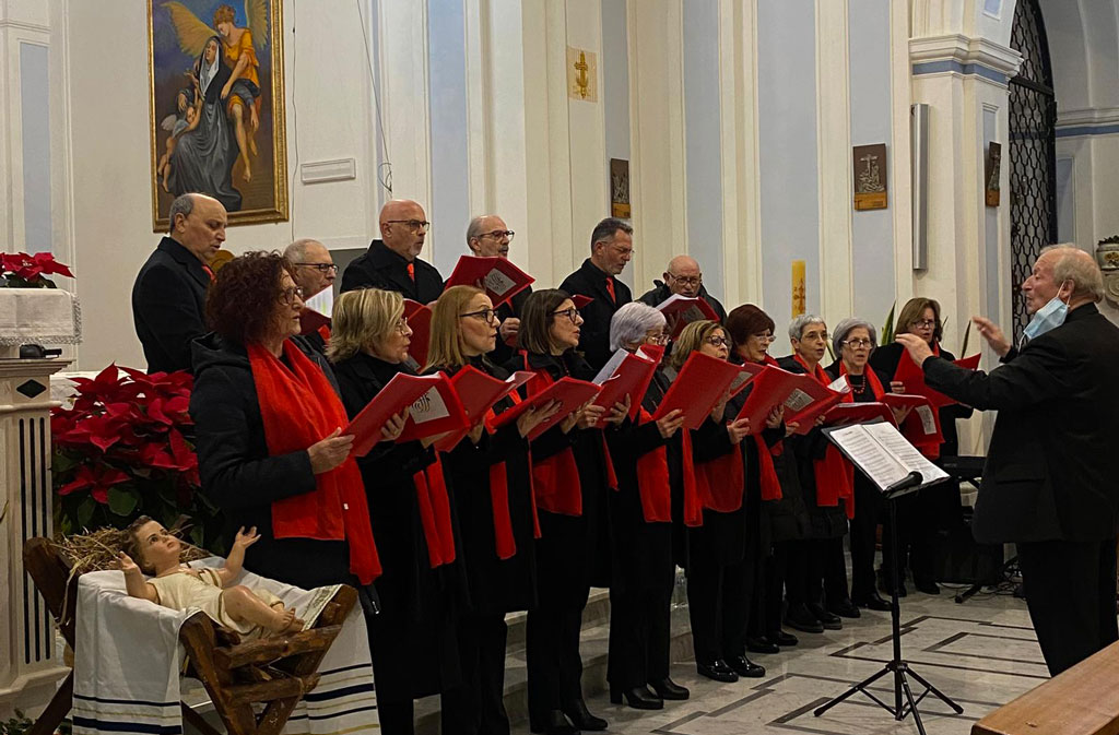 Coro-Polifonico-La-Corale-Feroleto-Antico-13_4c5d3.jpg