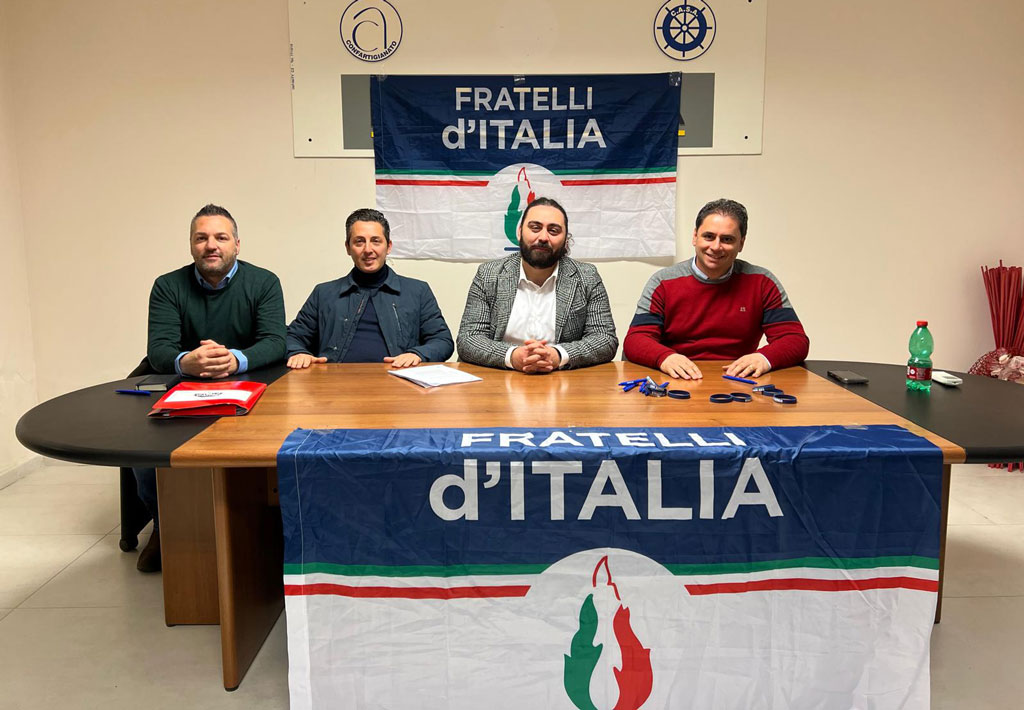 Foto-congresso-cittadino-di-Fratelli-dItalia---Marcellinara_9c22e.jpg