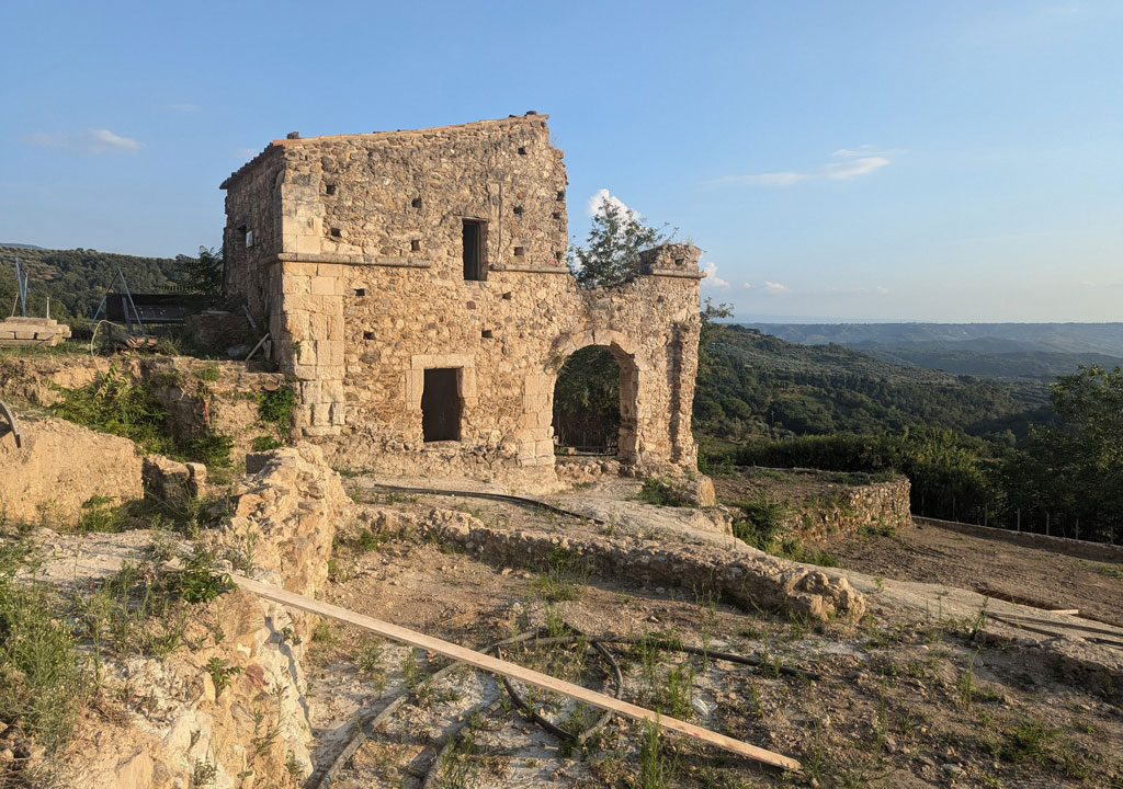 Francavilla-Angitola-Area-Archeologica-Borgo-Pendino_6e531.jpg