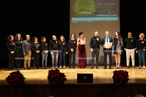 I-vacantusi-premiazione.jpg