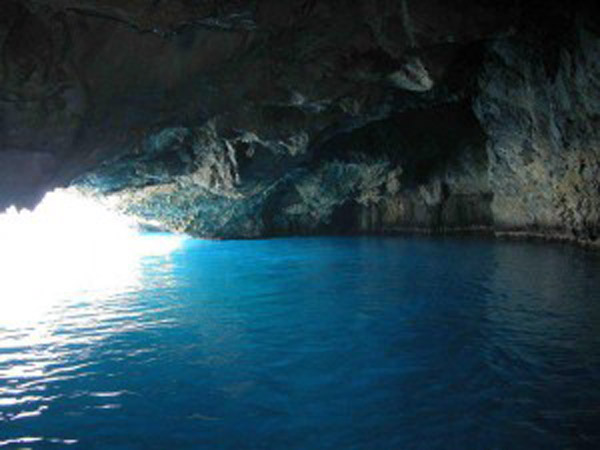 Isola-di-Dino-Grotta-Azzurra-OK.jpg