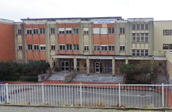 Liceo-Scientifico-Galilei-Lamezia-facciata.jpg