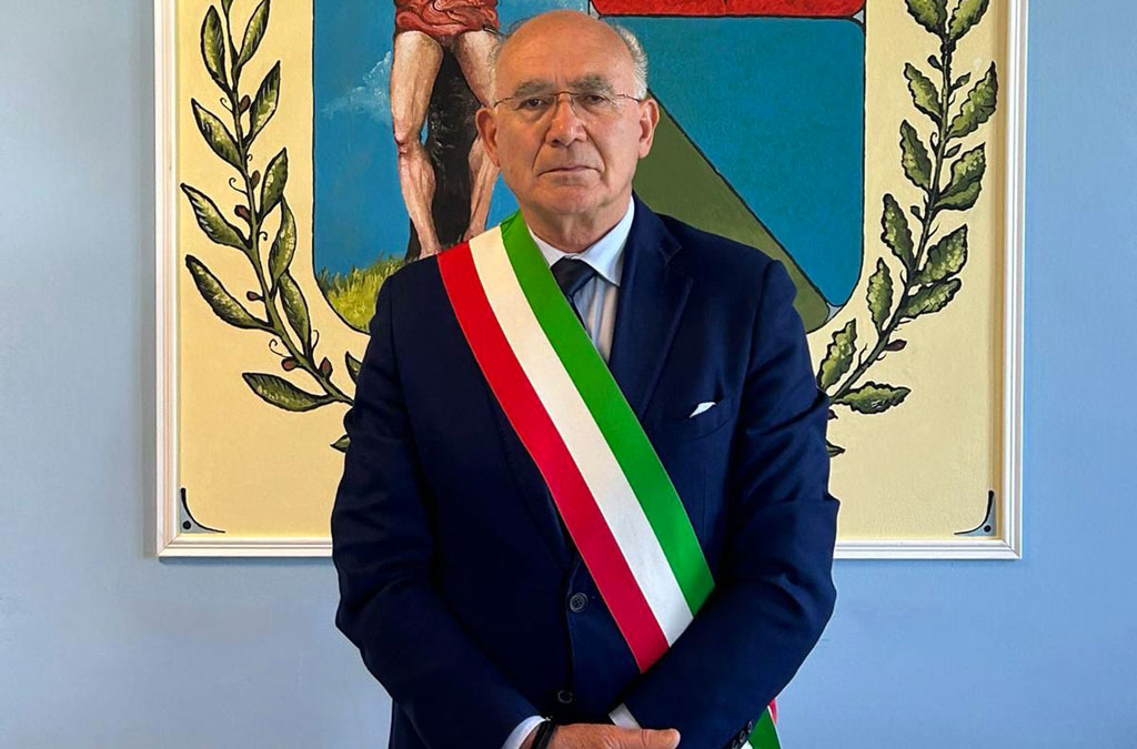 Sindaco-Ferdinando-Serratore_3c0b7_1b6b5.jpg