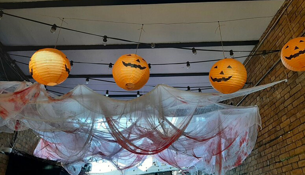 Dolcetto o scherzetto”, festa di Halloween per bambini di Conflenti e San  Mazzeo - il