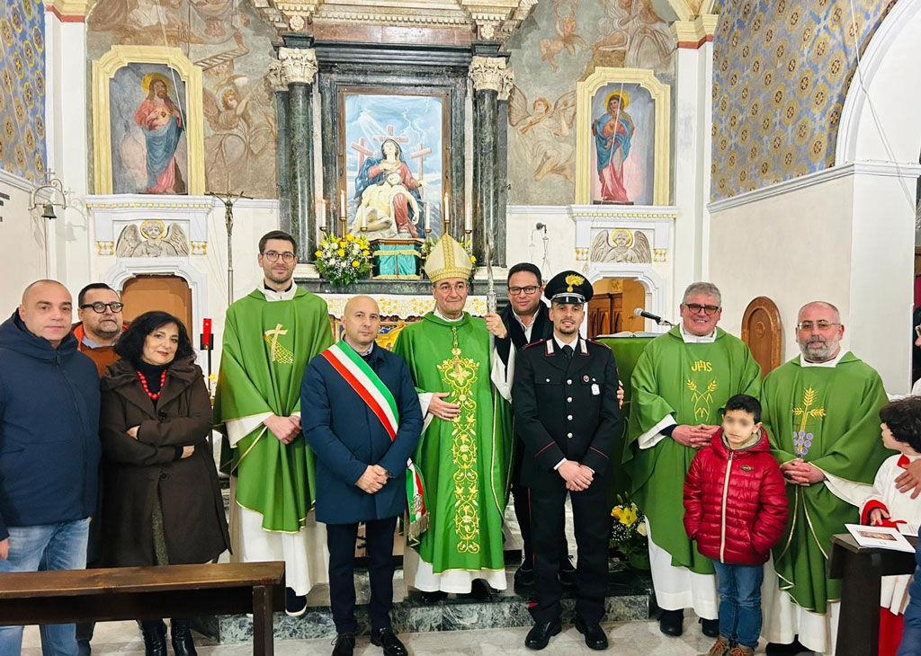 benedizione-affreschi-chiesa-nocera59a8_aead4.jpg