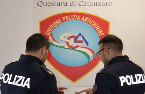 catanzaro-polizia-anticrimine2024_62c0a.jpg