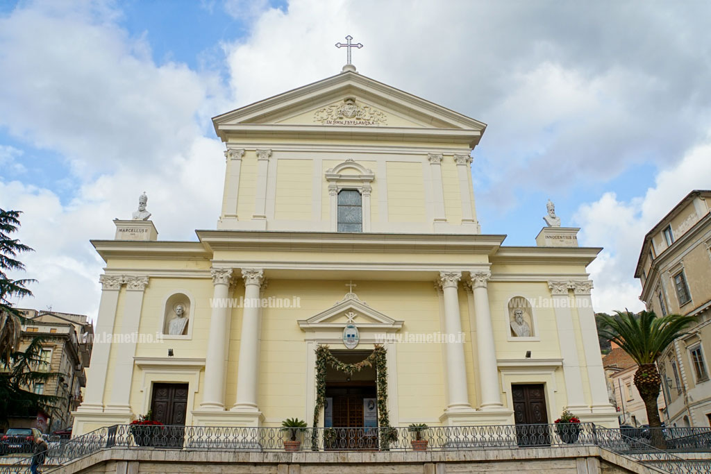 cattedrale-1-giorno-Lamezia-2016_1a0ce_65141_5fc96_209c1_ba39a.jpg