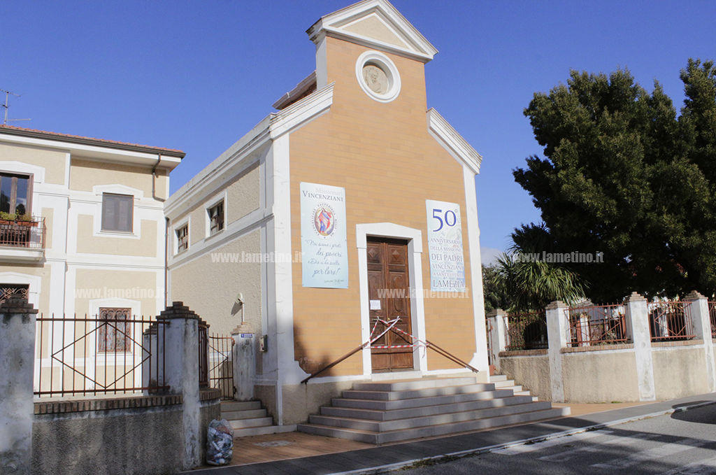 chiesa-chiusa-3012019.jpg