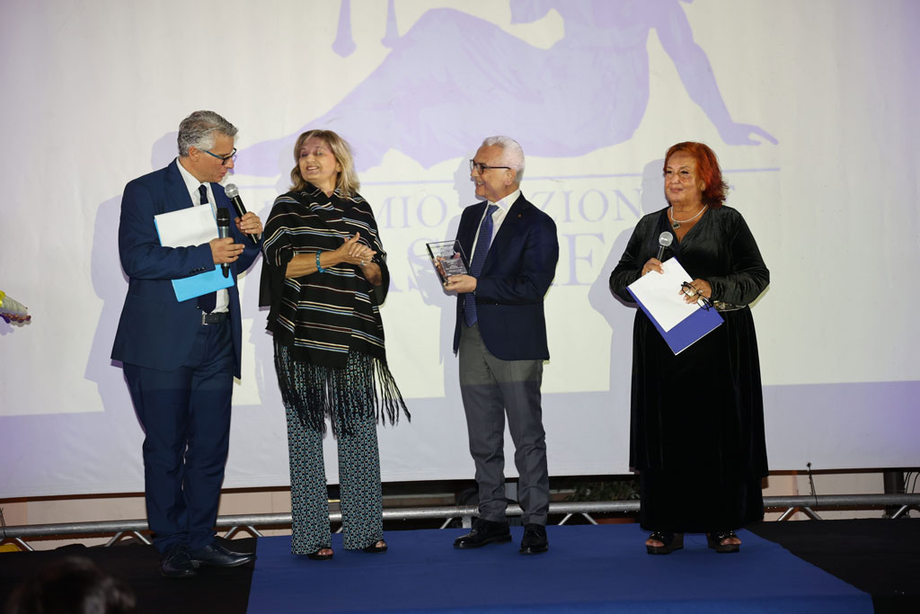 consegna-premio-astrea-2024-min_b99e5.jpg