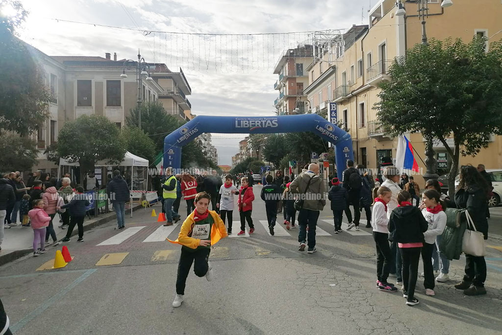 Lamezia, Oltre 400 Bambini Alla “Corsa Di Natale” Su Corso Nicotera ...