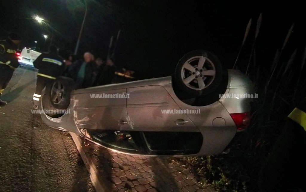 Lamezia, Scontro Tra Furgone E Auto In Via Della Vittoria: Un Ferito ...