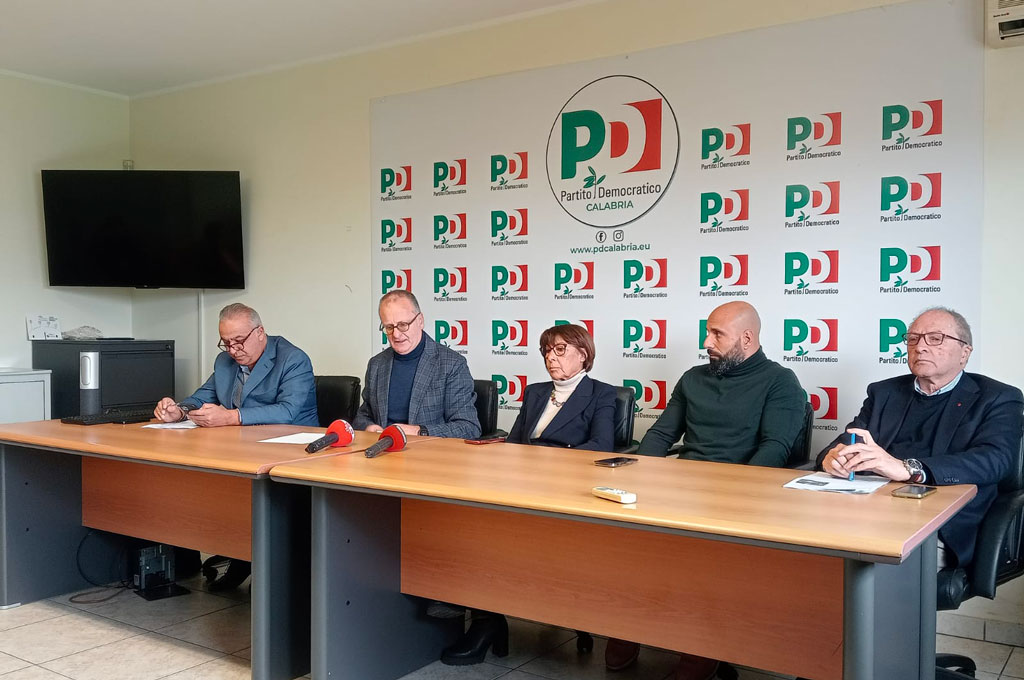 incontro-gruppo-regionale-pd_14188.jpg