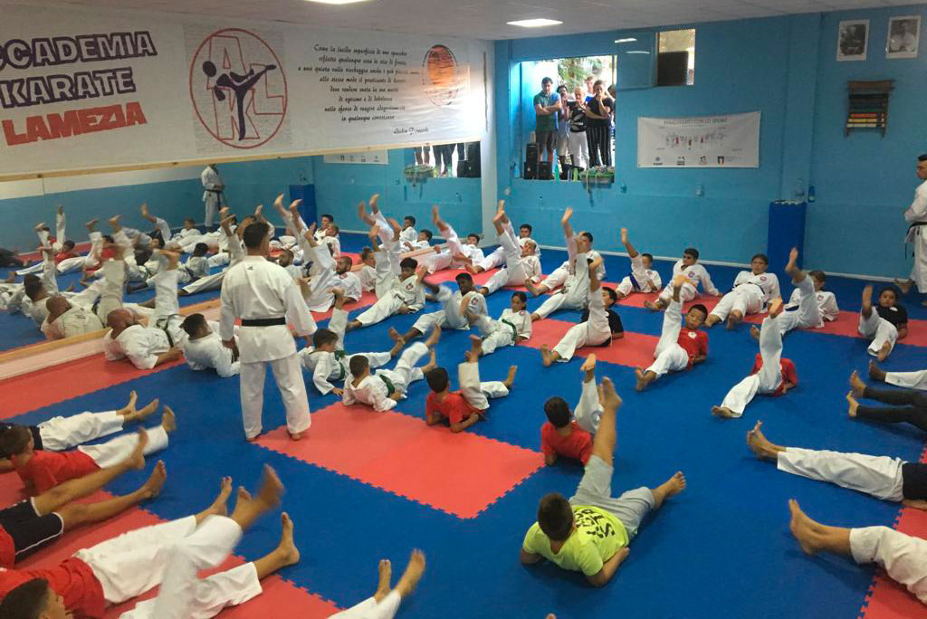 karate-rappresentaz-lamezia-290918.jpg