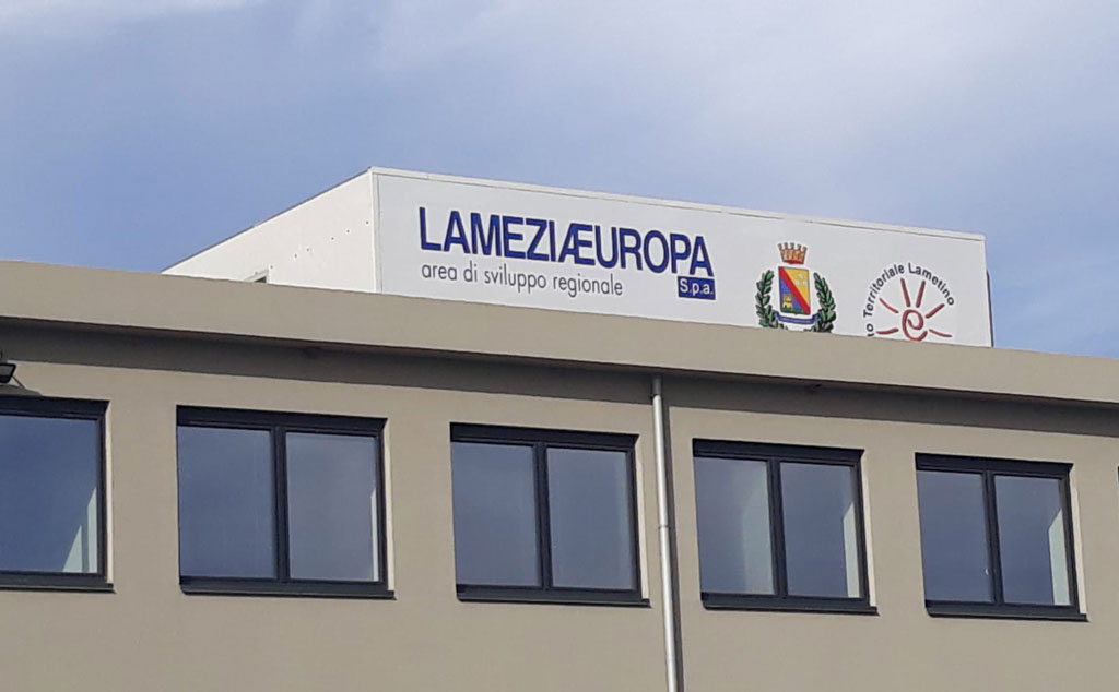 lameziaeu6742_d6ae1_06e6e_57b75.jpg