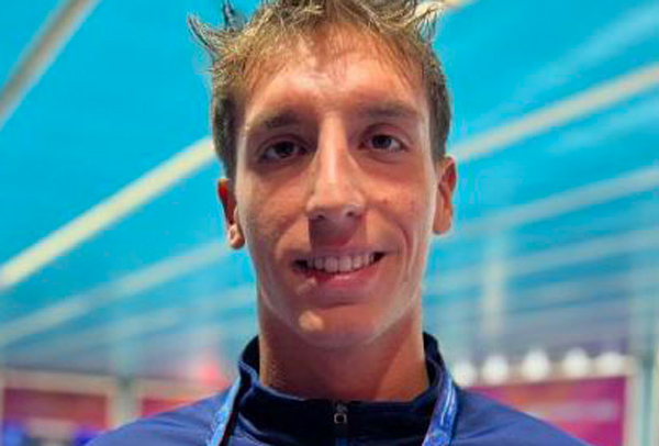 nuoto-giovane-calabrese_0fe24.jpg