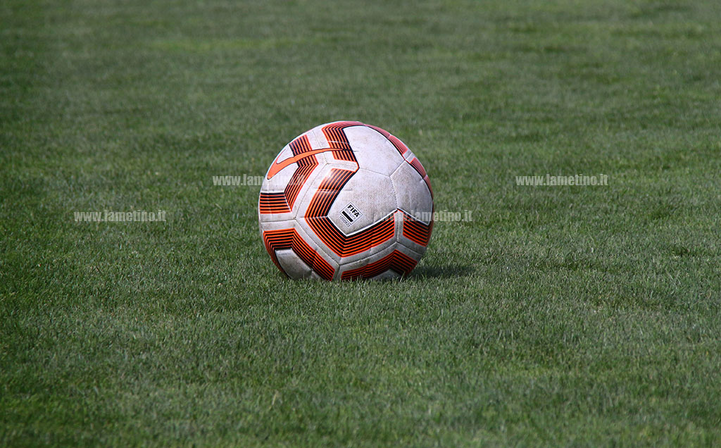 pallone-calcio-2022-archivio_1a6d3_a4e7a_5edc0_1ac20_9f43b_46075_915e0_566c1_b2ed2_71ef1.jpg