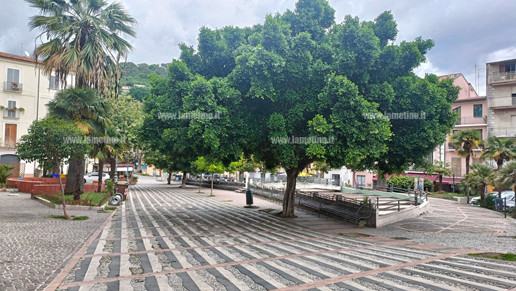 piazza-mercato-vecchio--2024-05-19-at-15.03.51_277a7_a5347.jpg