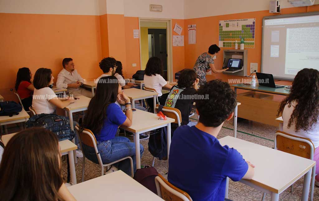 primo-giorno-scuola-aula-22123-445b2422417e_1eba8_3f5ee_5dde2.jpg