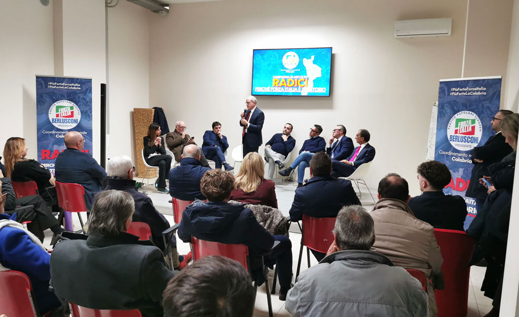 radici-fi-2024-12-16-alle-13.15.19_f62bf.jpg