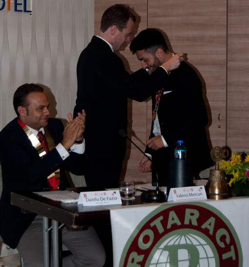 rotaract-lamezia-passaggio-consegne-2014.jpg