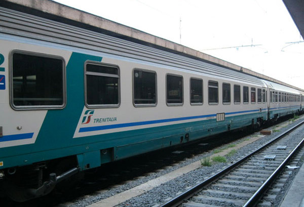 treno-generico_5cae9_57457_a1128_2fb38_dfba9_4a7ce_06554_204c0_4fba5.jpg