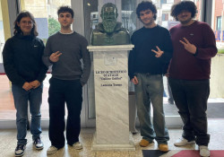 Lamezia, liceo "Galilei" sul podio della Filosofia: trionfo regionale per i giovani pensatori 1000077375_68def.jpg