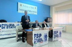 Lamezia, svolta in Commissariato assemblea regionale su problematiche dei poliziotti in Calabria 1000958116_0d94e.jpg