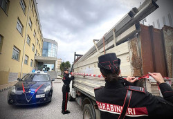 Lamezia, sorpreso alla guida di un automezzo carico di rifiuti speciali: sequestrata una tonnellata di materiale ferroso Immagine1_560a8.jpg