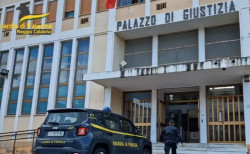 Corruzione e concussione, arrestato a Locri sostituto commissario della polizia stradale: indagate 20 persone Schermata-2026-01-30-alle-19.00.22_c8345.jpg