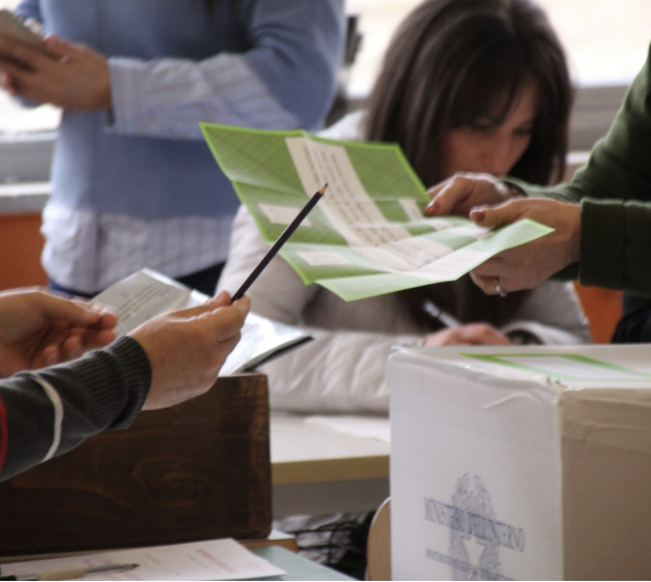 Referendum, affluenza ore 19: a Lamezia al 27,11%. Calabria tra più basse d’Italia al 29,35% Screenshot_2026-03-22_alle_09.31.13_04868.png