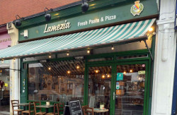 Il ristorante "Lamezia" a Londra in gara per miglior locale a conduzione familiare in UK WhatsApp-Image-2026-01-21-at-18.37.31_1fdba.jpg
