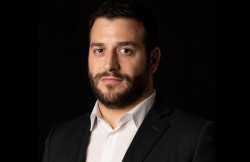 Conservatorio di Musica “Saverio Arlia” conferisce Laurea ad Honorem in Sassofono Jazz a Francesco Cafiso _Francesco-Cafiso-2026-03-25-alle-09.49.21_1fb2f.jpg