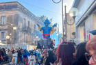 Sfilano i Giganti dell’Allegria tra musica, arte e sostenibilità per il Carnevale del Tirreno 2026 amantea-Image-2026-02-22-at-18.18.13_6c1e2.jpg