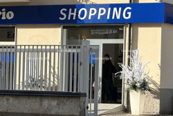 Lamezia, ennesima intimidazione: tanica di benzina davanti Emporio in via Fusco atti-2025-12-09-alle-09.43.00_770f8.jpg