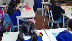 Scuola, aperte le iscrizioni alle prime classi per l'anno scolastico 2026/2027 bimbi-in-classe1_8a505.jpg