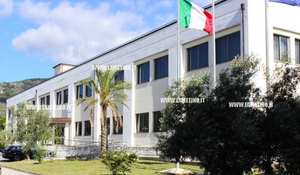 Lamezia, nominato lo staff del sindaco. Salvatore De Biase (Fi) capo Gabinetto comune-lamezia-bianco-2017_51619_275da_c8423_a0b51_43571_febfa_f67bc_23056_032c4.jpg