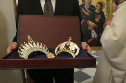 Lamezia, la corona rubata dal quadro della Vergine di Visora: un'opera di grande valore artistico corone16.33.55_b06fa.jpg